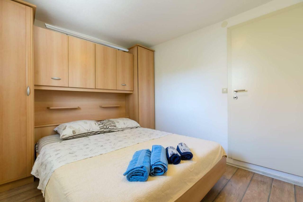 Apartmani Vinko Tribunj-Sovlje Tribunj  Luaran gambar